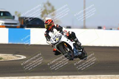 media/Sep-21-2025-TrackDaz (Sun) [[277c75b276]]/C Group/1040am (Turn 1)/